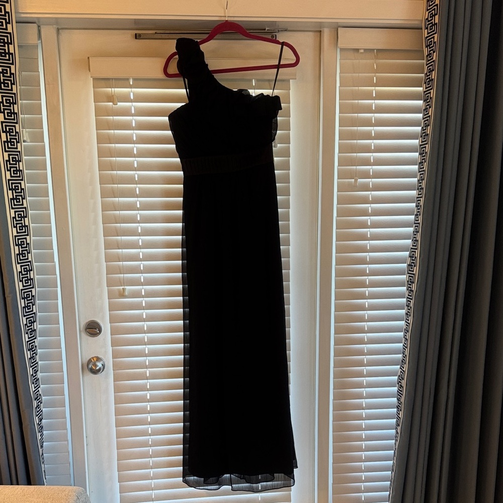 Max and Cleo Elegant Black One-Shoulder Dress
